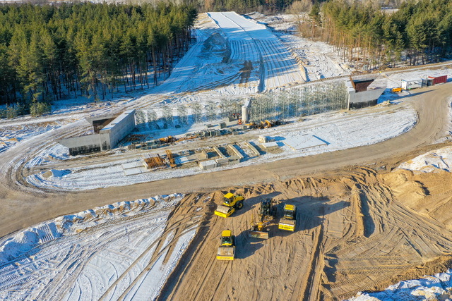 Зимой строительство Решетиловской трассы не останавливается